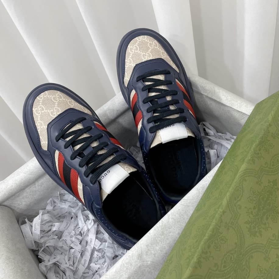 Gucci Chunky Lace Embossed Black Sneakers - GCC191