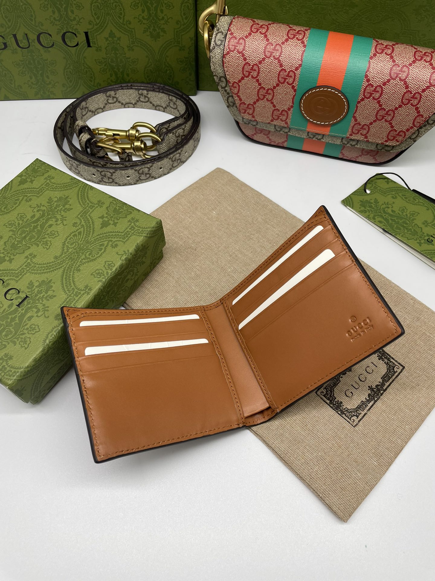 GUCCI X DANS LE VERT GG SUPREME WALLET - WLG049 GUCCI X DANS LE VERT GG SUPREME WALLET