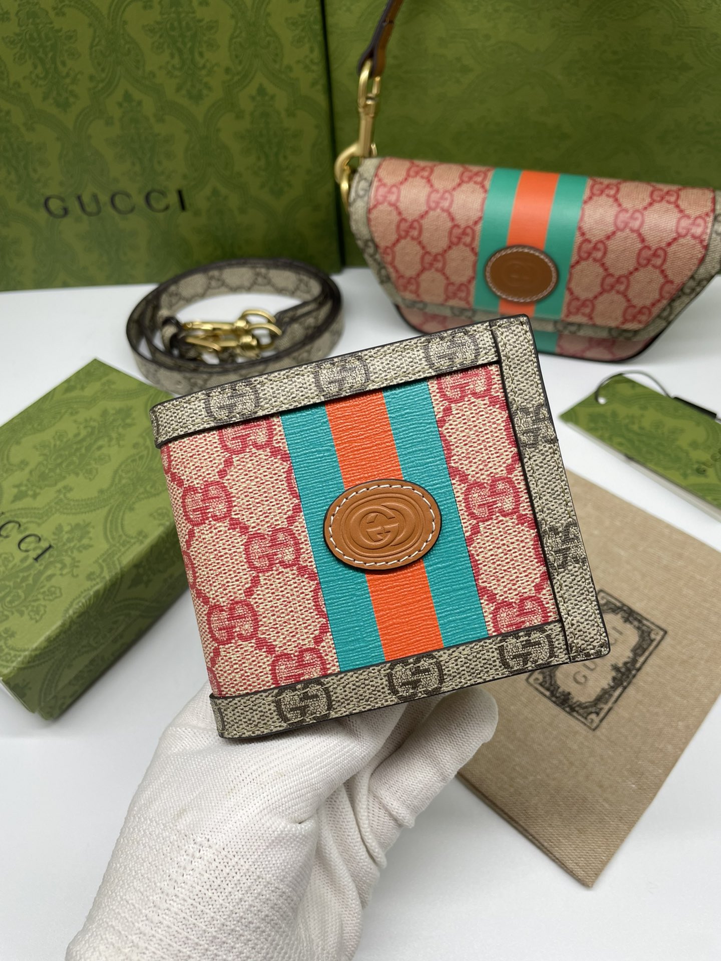 GUCCI X DANS LE VERT GG SUPREME WALLET - WLG049 GUCCI X DANS LE VERT GG SUPREME WALLET