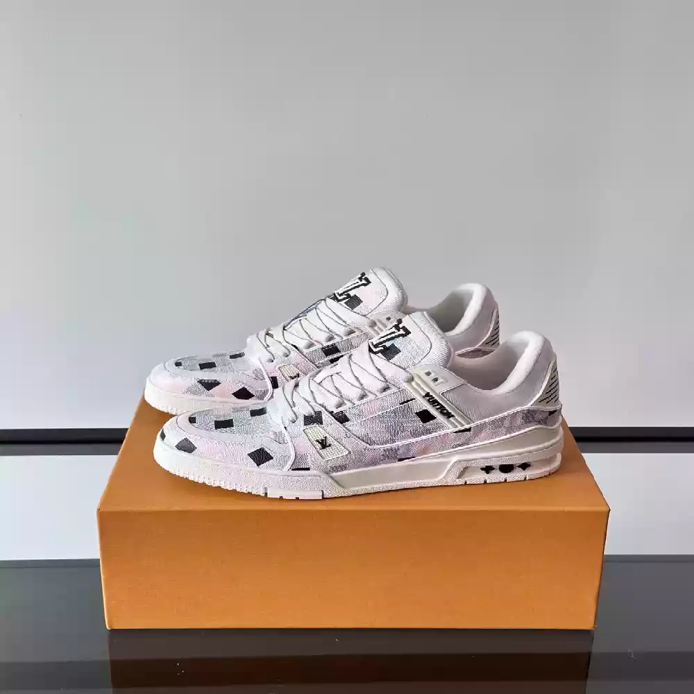 LOUIS VUITTON LV TRAINER MAXI PINK - LVS222 LOUIS VUITTON LV TRAINER MAXI PINK