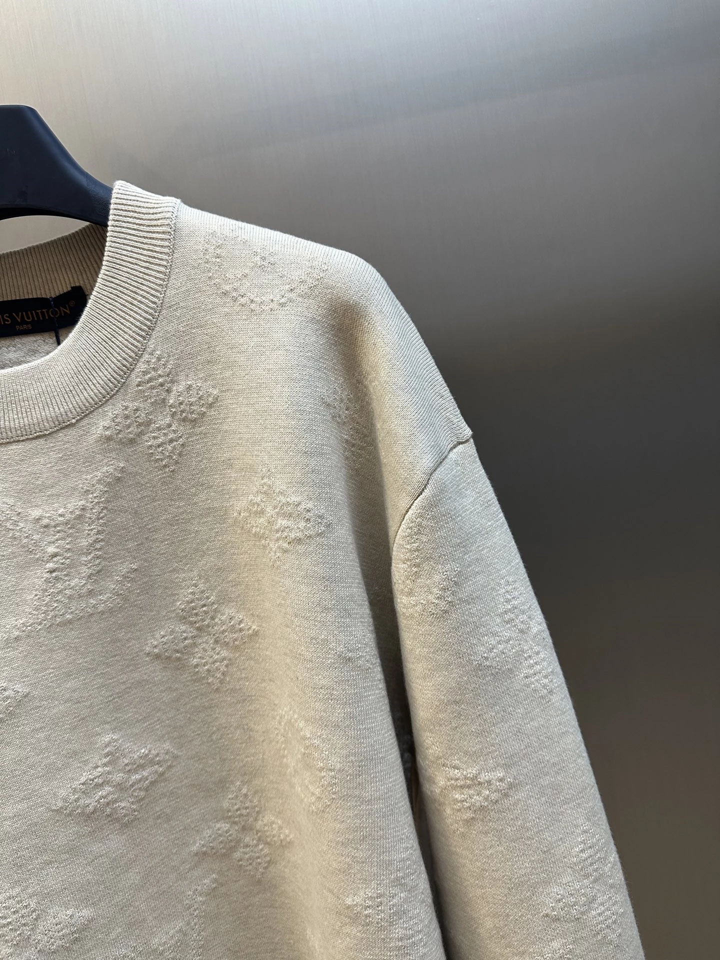 MONOGRAM EMBOSSED PULLOVER - LVC053 MONOGRAM EMBOSSED PULLOVER