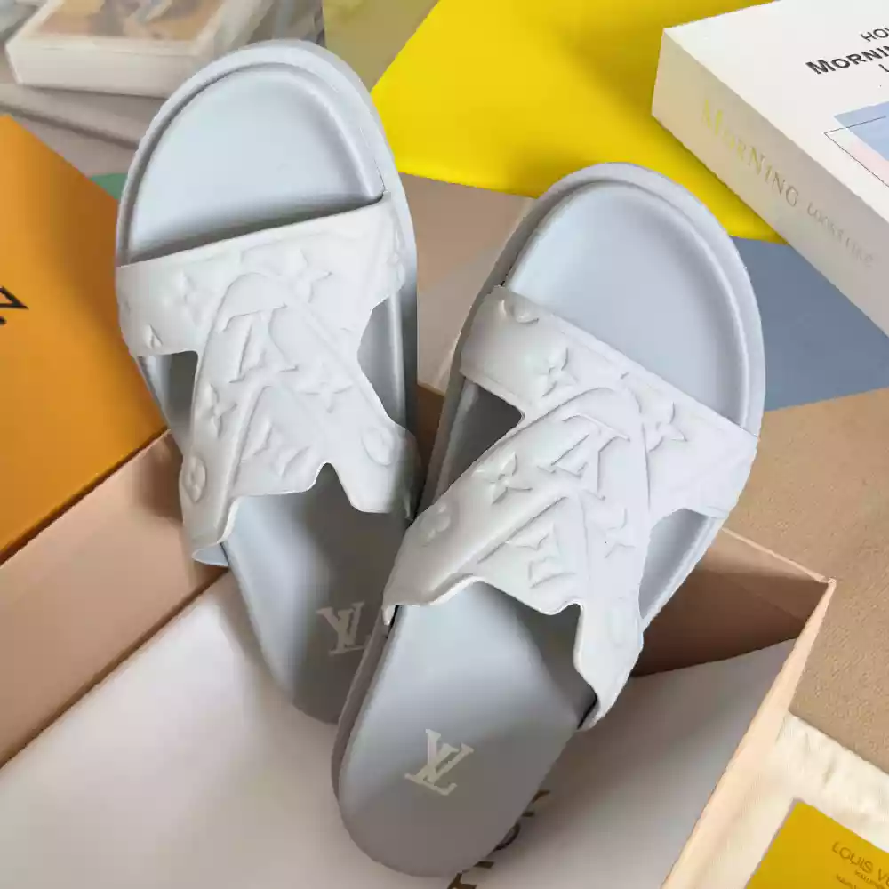 LV OASIS MULE IN WHITE