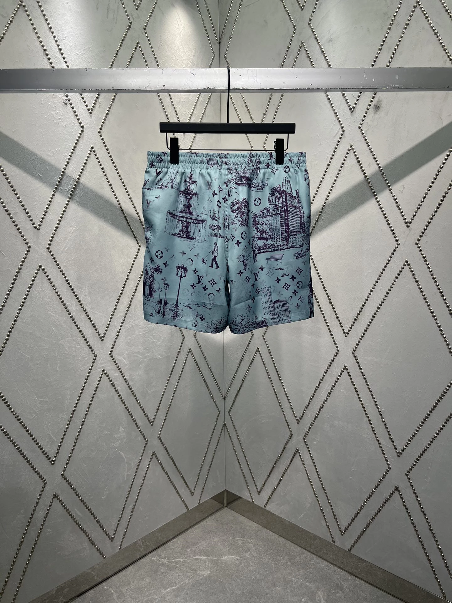 PRINTED SILK SHORTS - LVC057 PRINTED SILK SHORTS