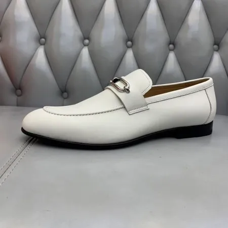 Hermes Men's Colette Loafers In White Calfskin - HM046 Hermes Men's Colette Loafers In White Calfskin