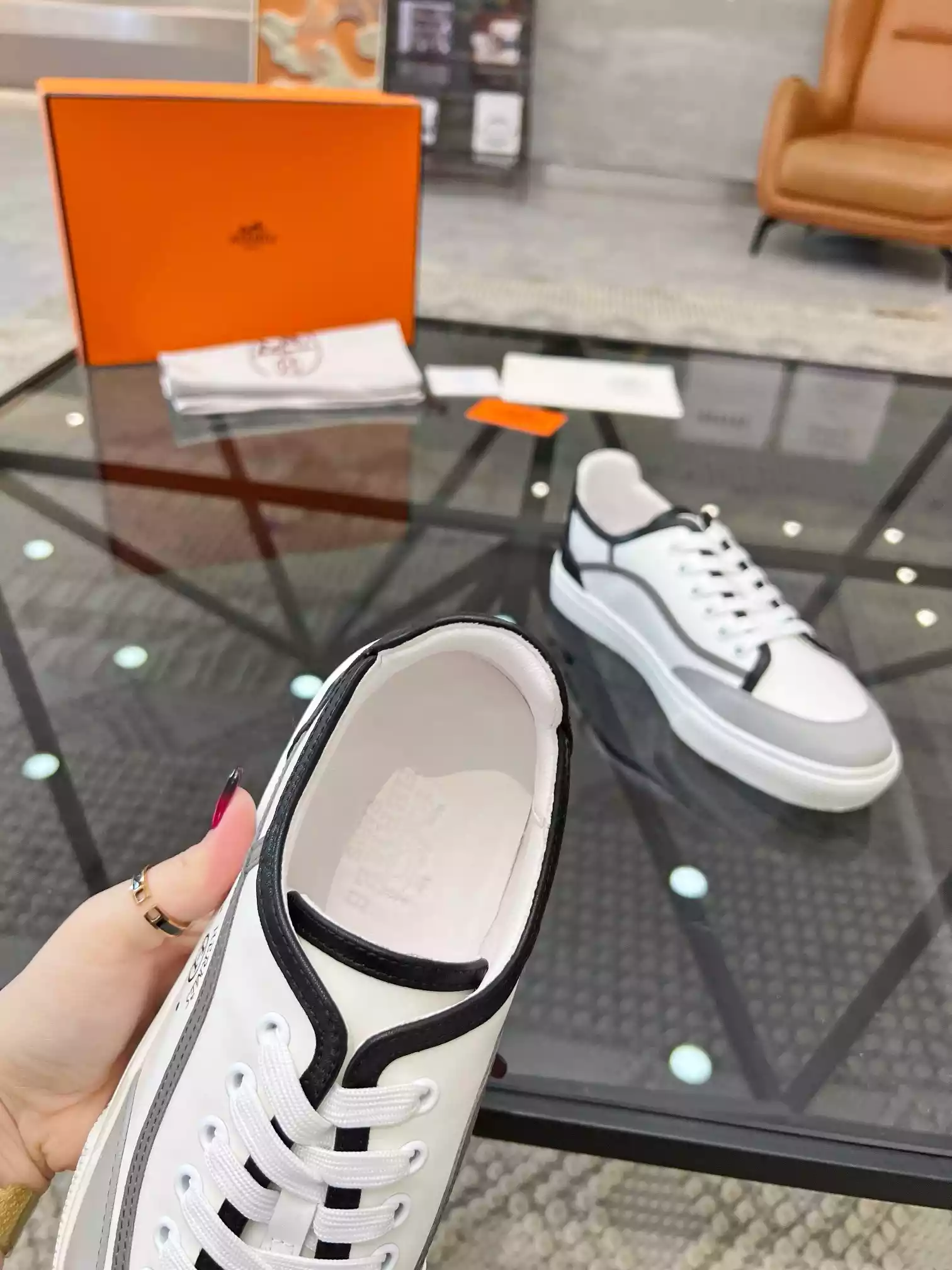Hermès Sneakers
