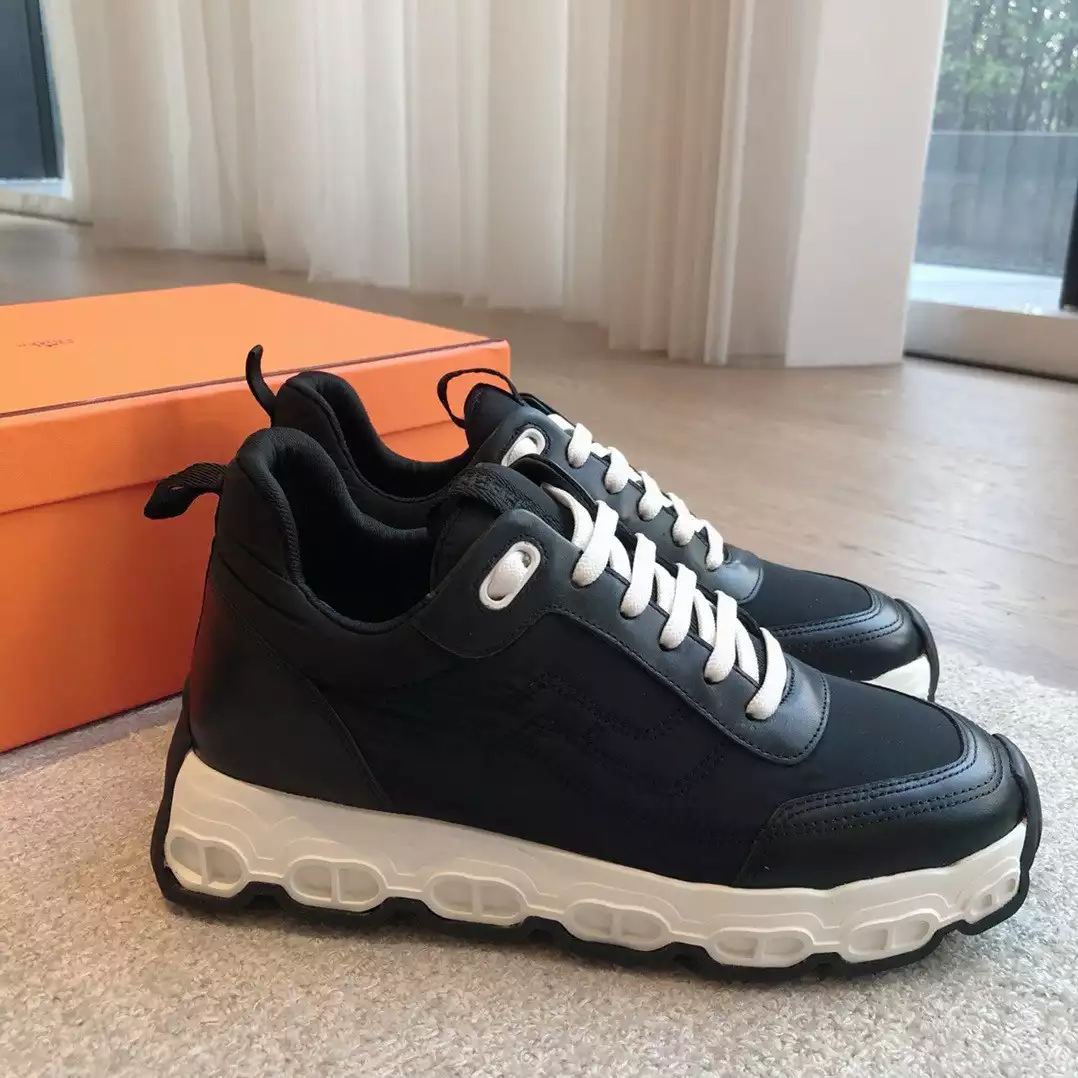 Hermès Sneakers