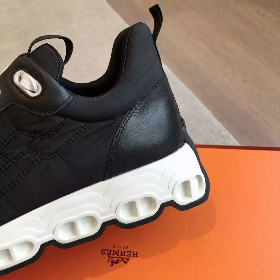 Hermès Sneakers