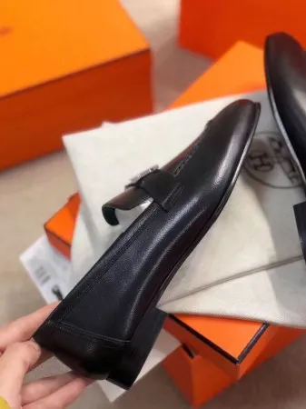 Hermes Women's Paris Loafers In Noir Goatskin - HM084 Hermes Women's Paris Loafers In Noir Goatskin