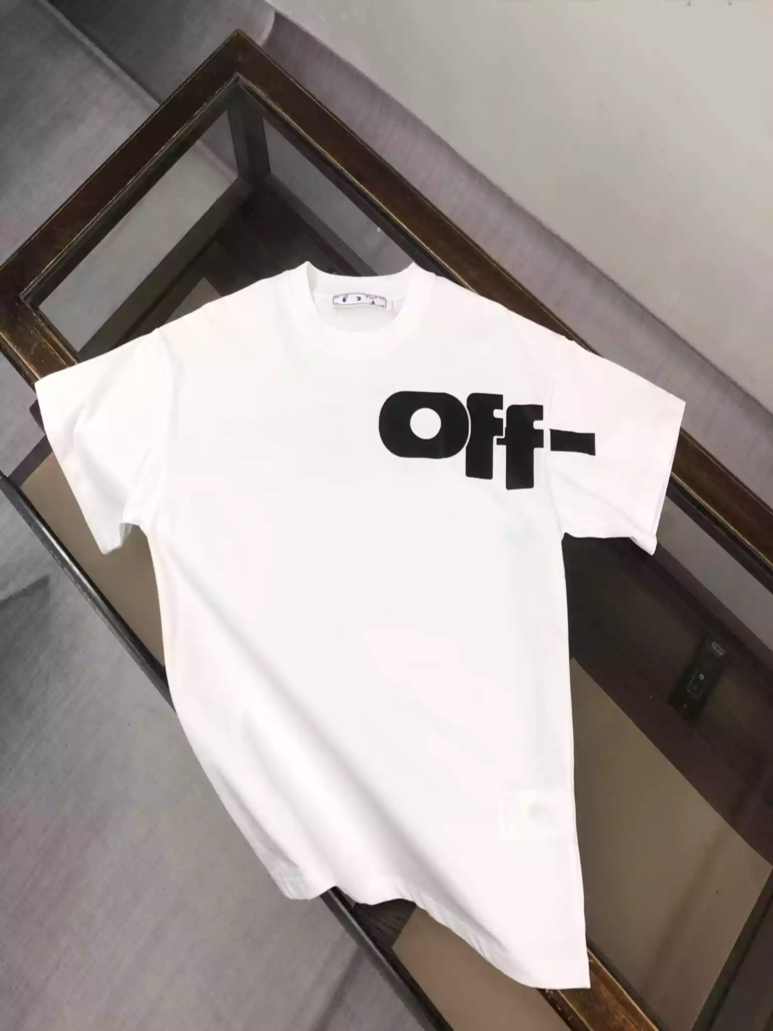 WHITE TYPE GRAPHIC S/S T-SHIRT IN WHITE - OWS041 WHITE TYPE GRAPHIC S/S T-SHIRT IN WHITE