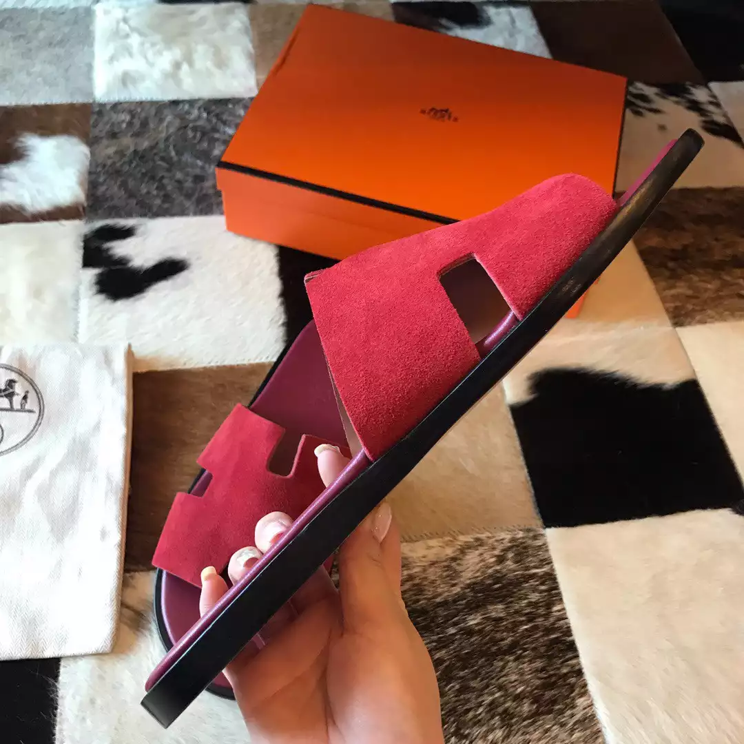 HERMES MEN'S IZMIR SANDALS IN BORDEAUX SUEDE CALFSKIN - HMSD037