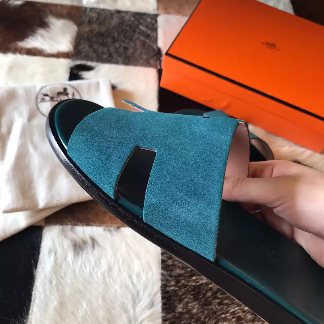 HERMES MEN'S IZMIR SANDALS IN GREEN SUEDE CALFSKIN - HMSD038