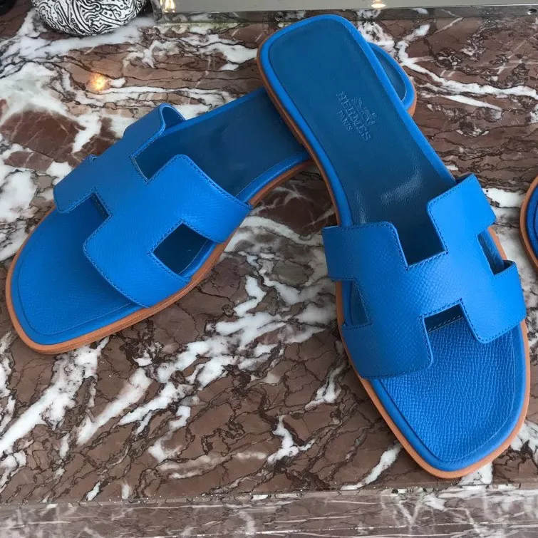 HERMES ORAN SLIDE SANDALS IN BLUE HYDRA EPSOM CALFSKIN - HMSD069