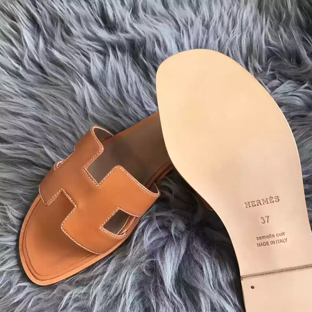 HERMES ORAN SLIDE SANDALS IN BROWN SWIFT CALFSKIN - HMSD129