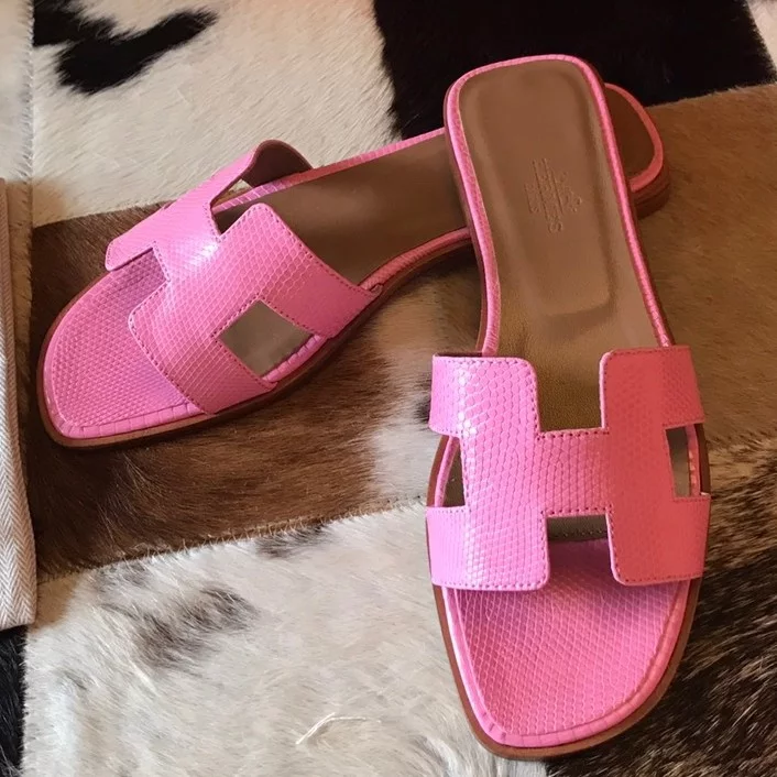 HERMES ORAN SLIDE SANDALS IN PINK LIZARD LEATHER - HMSD113