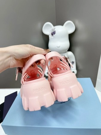 PRADA FOAM SANDALS IN LIGHT PINK RUBBER - PSD003