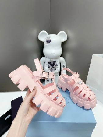 PRADA FOAM SANDALS IN LIGHT PINK RUBBER - PSD003
