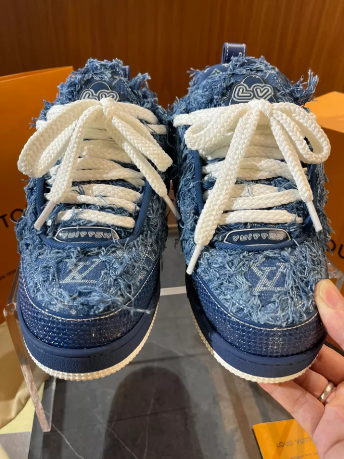 LV SKATE SNEAKERS