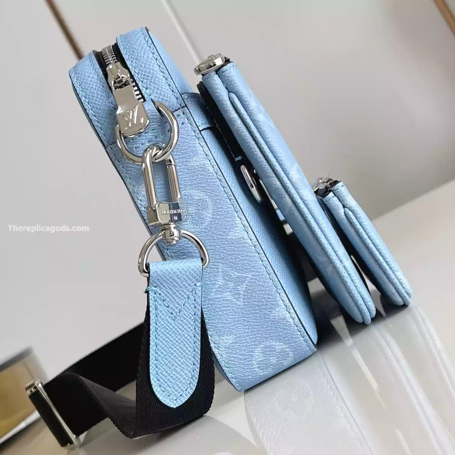 TRIO MESSENGER BAG SKY BLUE MONOGRAM CANVAS TAIGA COWHIDE LEATHER - LW320 TRIO MESSENGER BAG SKY BLUE MONOGRAM CANVAS TAIGA COWHIDE LEATHER