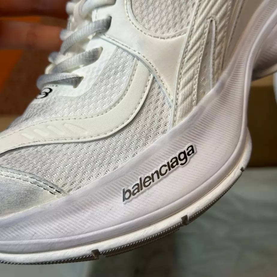 BALENCIAGA CIRCUIT SNEAKER - BLA100