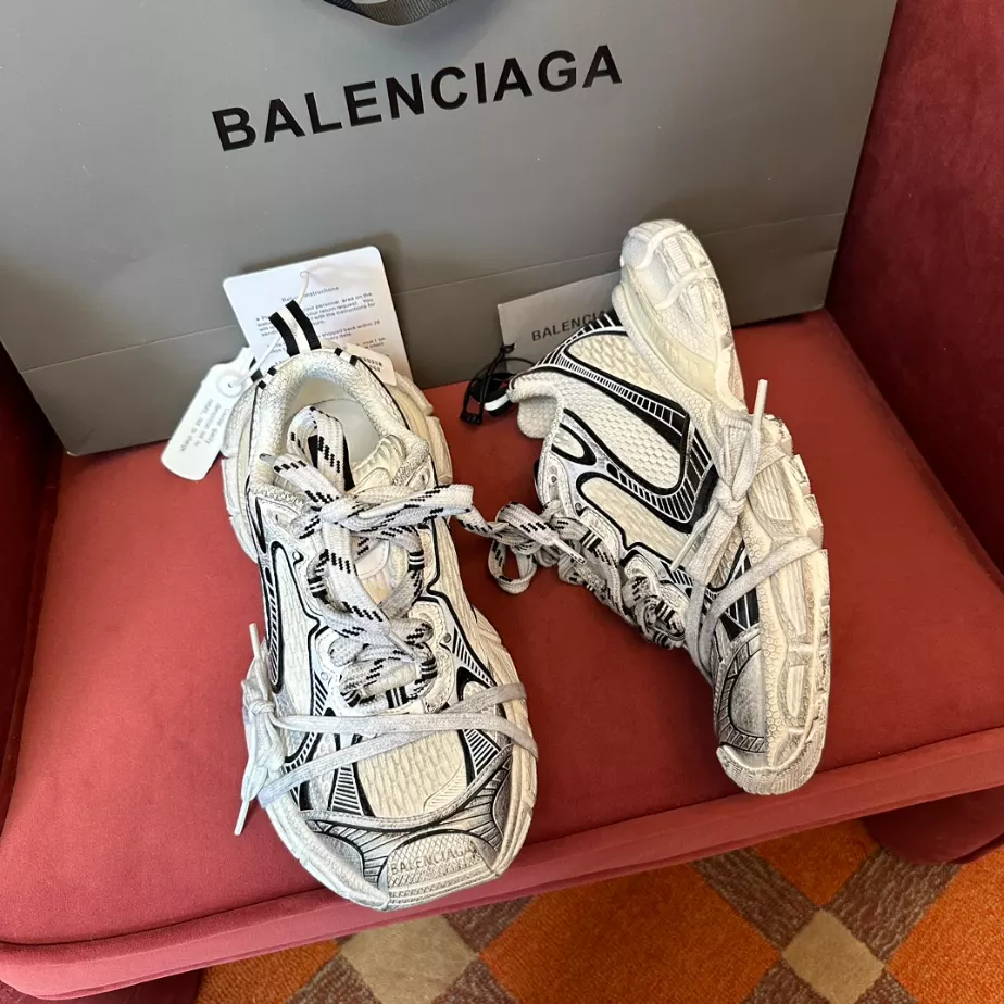 BALENCIAGA MEN'S 3XL SNEAKER - BLA097