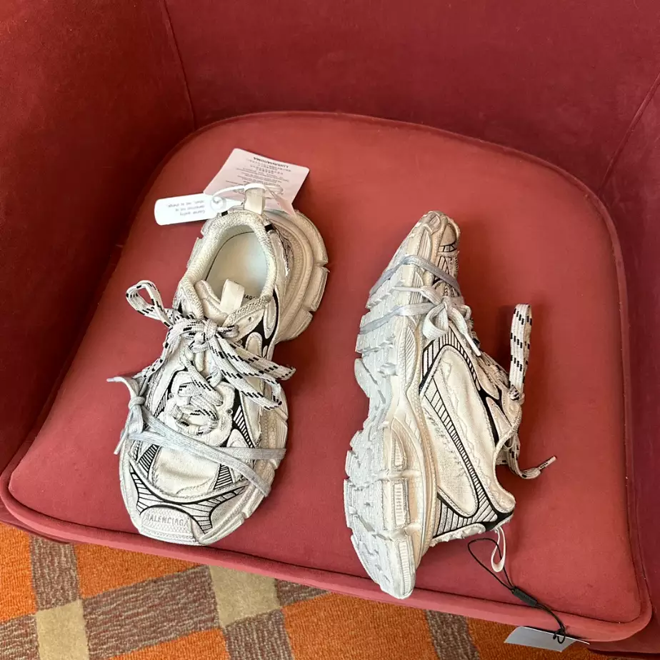 BALENCIAGA MEN'S 3XL SNEAKER - BLA109