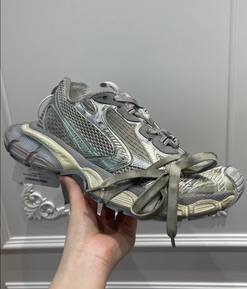 BALENCIAGA MEN'S 3XL SNEAKER - BLA117