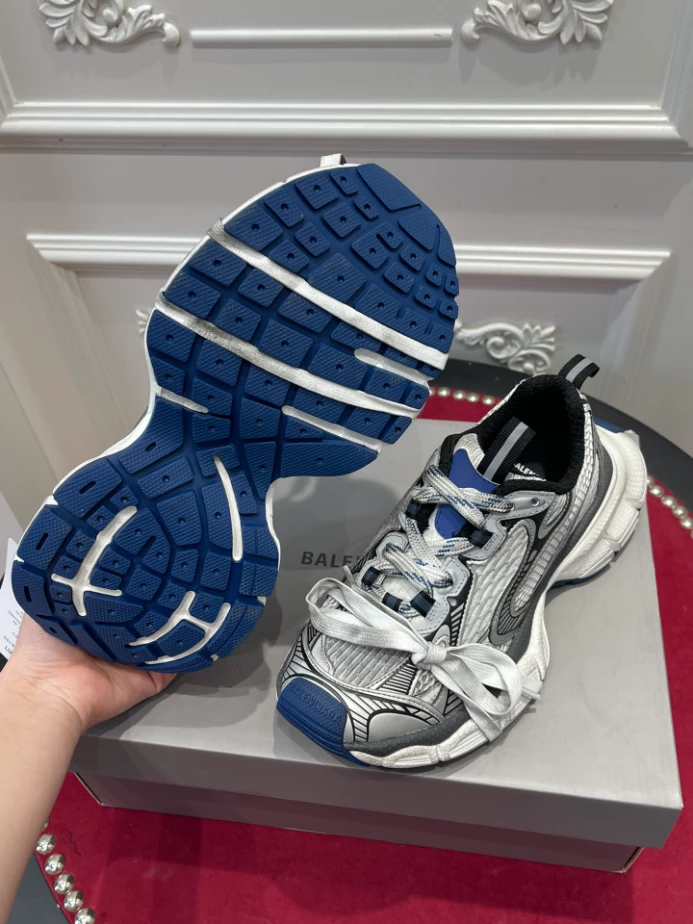 BALENCIAGA MEN'S 3XL SNEAKER - BLA122