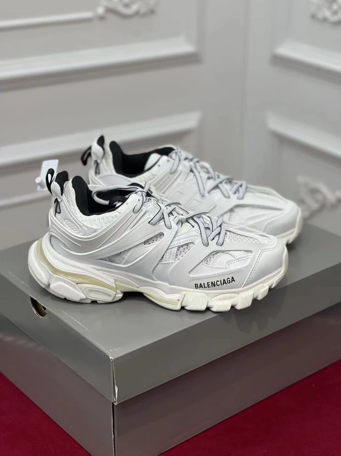BALENCIAGA TRACK SNEAKER - BLA126