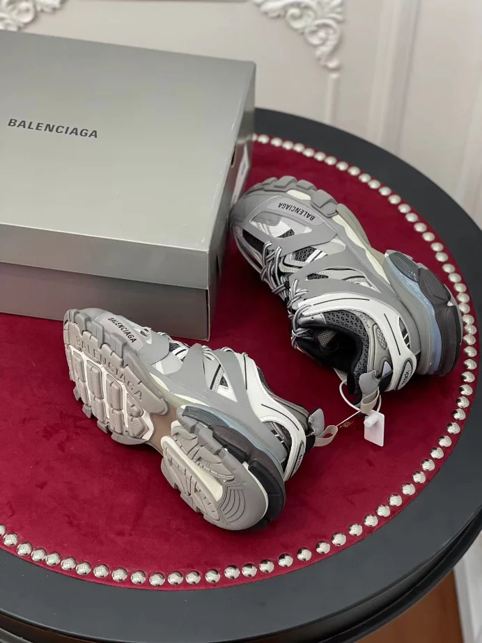BALENCIAGA TRACK SNEAKER - BLA129