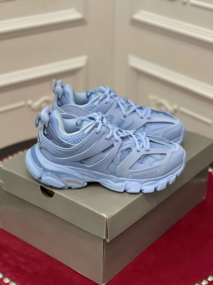 BALENCIAGA TRACK SNEAKER - BLA131