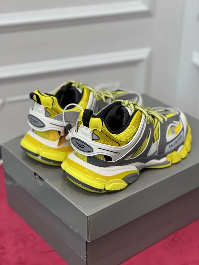 BALENCIAGA TRACK SNEAKER - BLA132