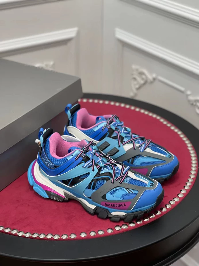 BALENCIAGA TRACK SNEAKER - BLA137