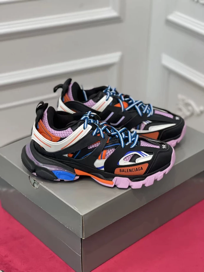 BALENCIAGA TRACK SNEAKER - BLA140