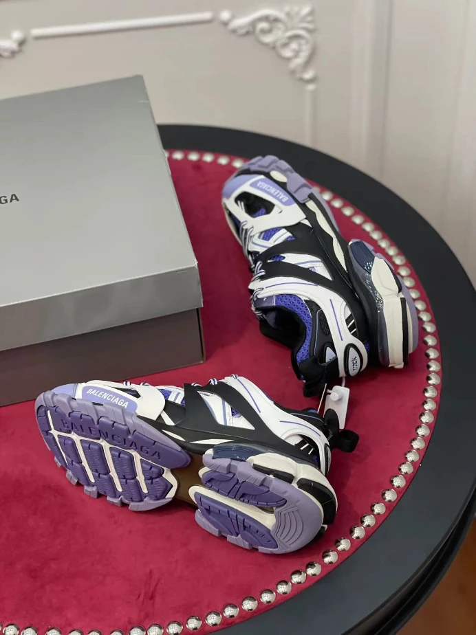 BALENCIAGA TRACK SNEAKER - BLA142