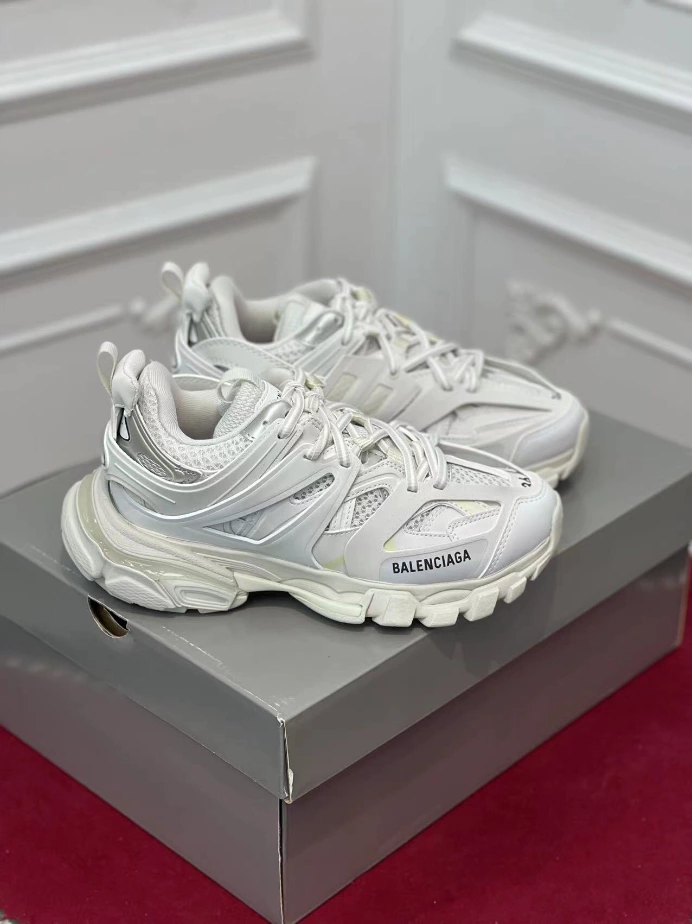 BALENCIAGA TRACK SNEAKER - BLA143