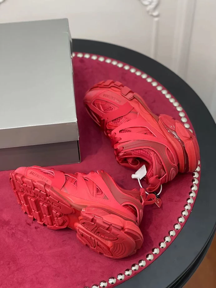 BALENCIAGA TRACK SNEAKER - BLA145