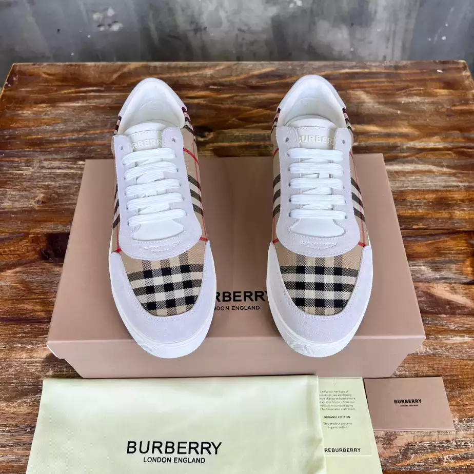 BURBERRY CHECK AND LEATHER SNEAKERS - BBR075