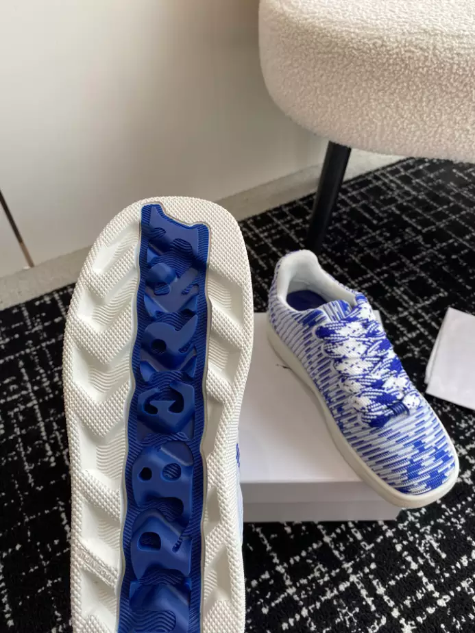 BURBERRY CHECK KNIT BOX SNEAKERS - BBR097