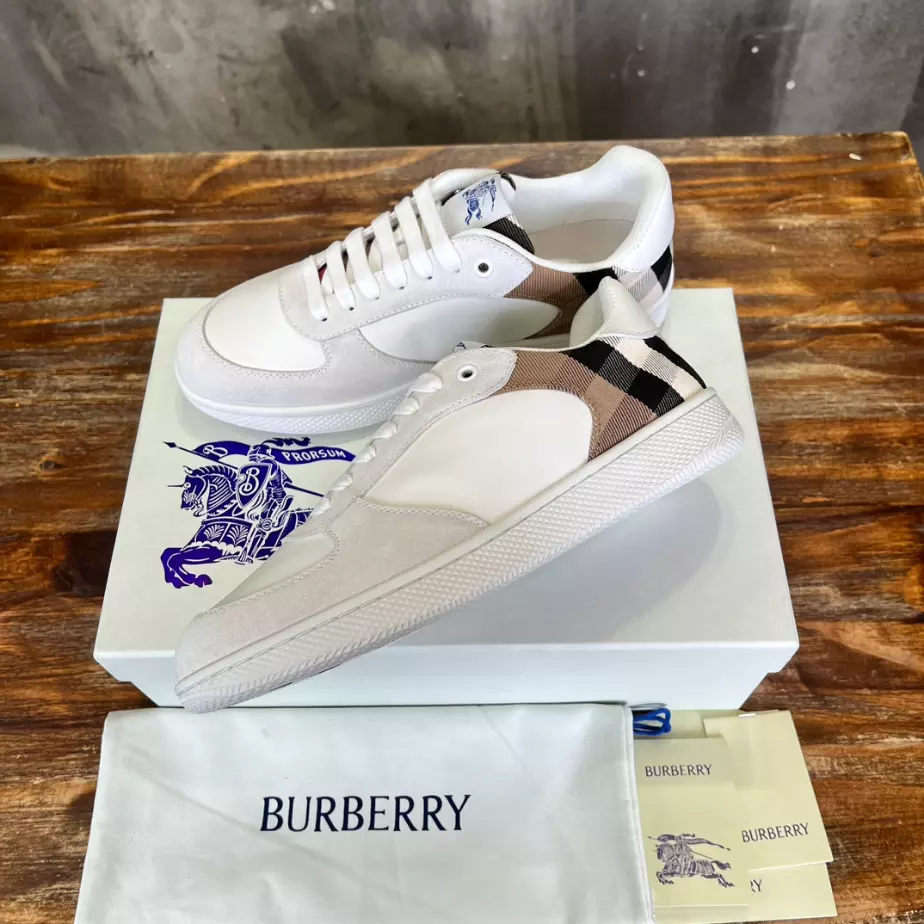 BURBERRY TERRACE SNEAKERS - BBR091