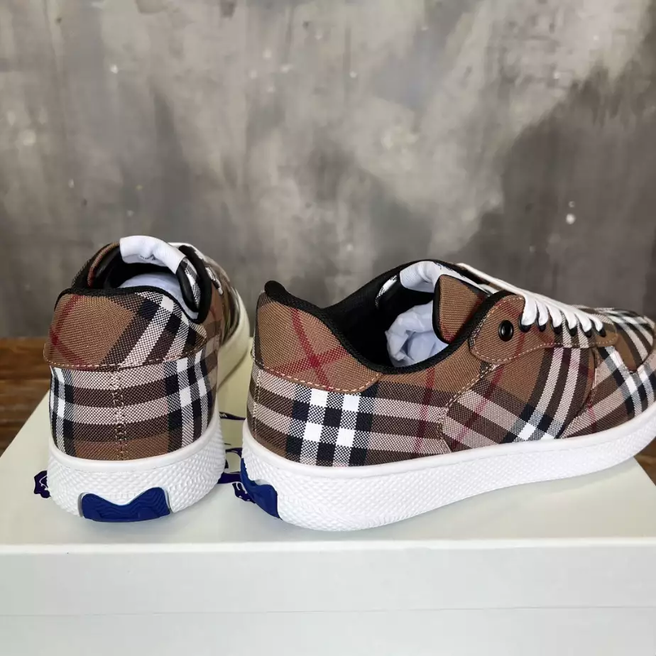 BURBERRY CHECK TERRACE SNEAKERS - BBR092