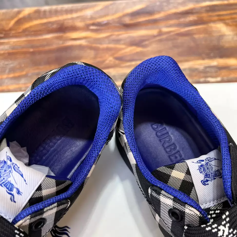 BURBERRY CHECK TERRACE SNEAKERS - BBR095