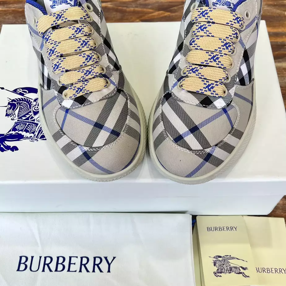 BURBERRY CHECK TERRACE SNEAKERS - BBR096