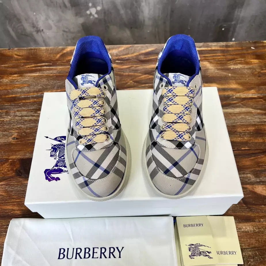 BURBERRY CHECK TERRACE SNEAKERS - BBR096