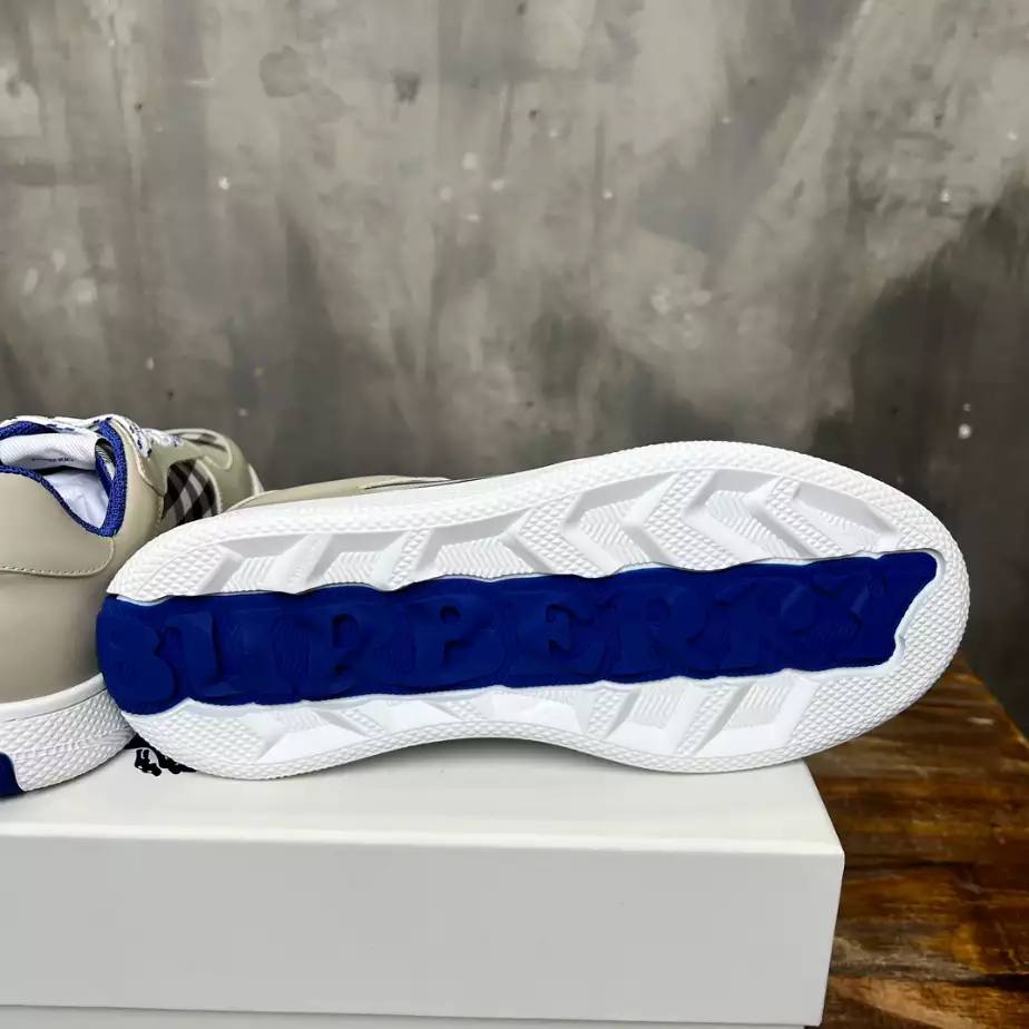 BURBERRY LEATHER AND CHECK TERRACE SNEAKERS - BBR081