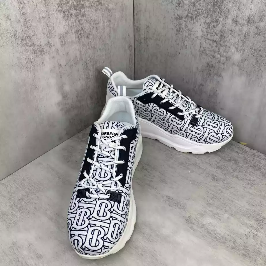BURBERRY PLATFORM SNEAKERS - BBR060