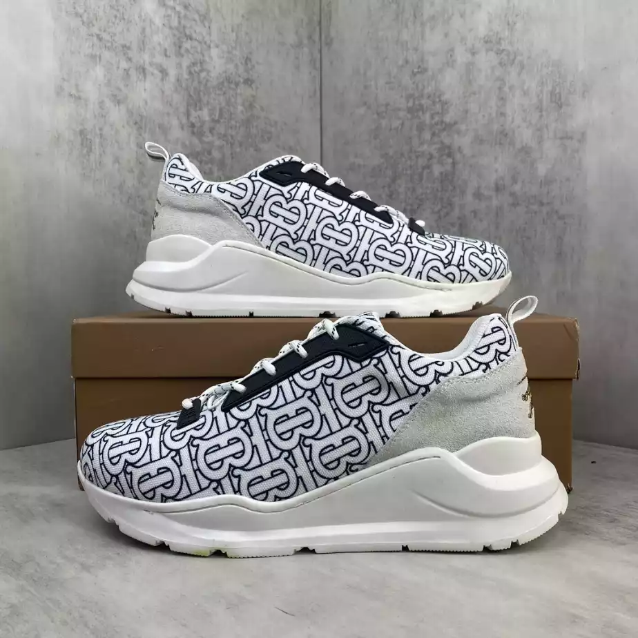 BURBERRY PLATFORM SNEAKERS - BBR060