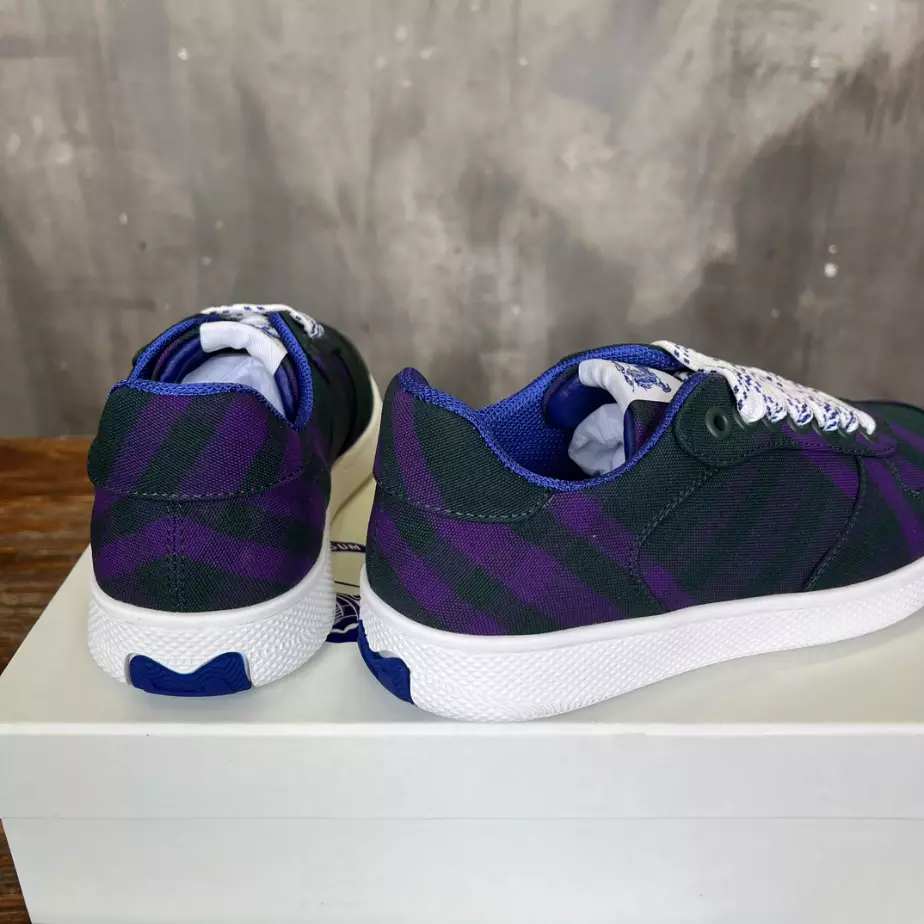 BURBERRY TERRACE SNEAKERS - BBR090