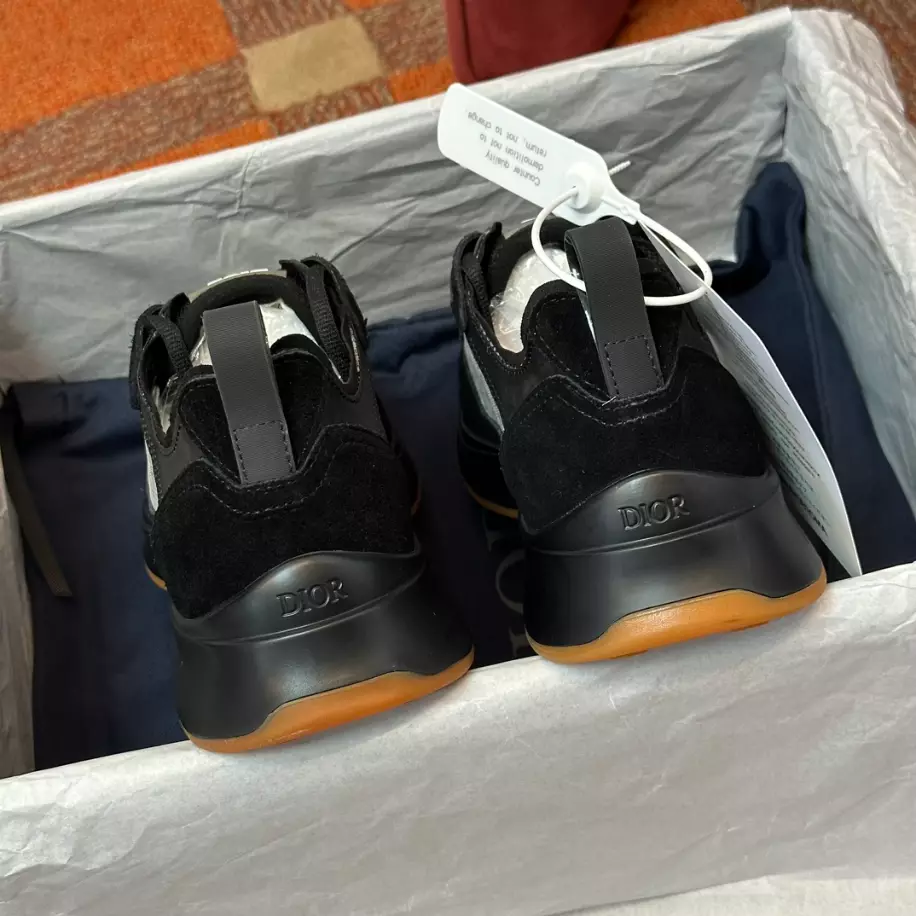 DIOR B25 RUNNER CASUAL SNEAKERS