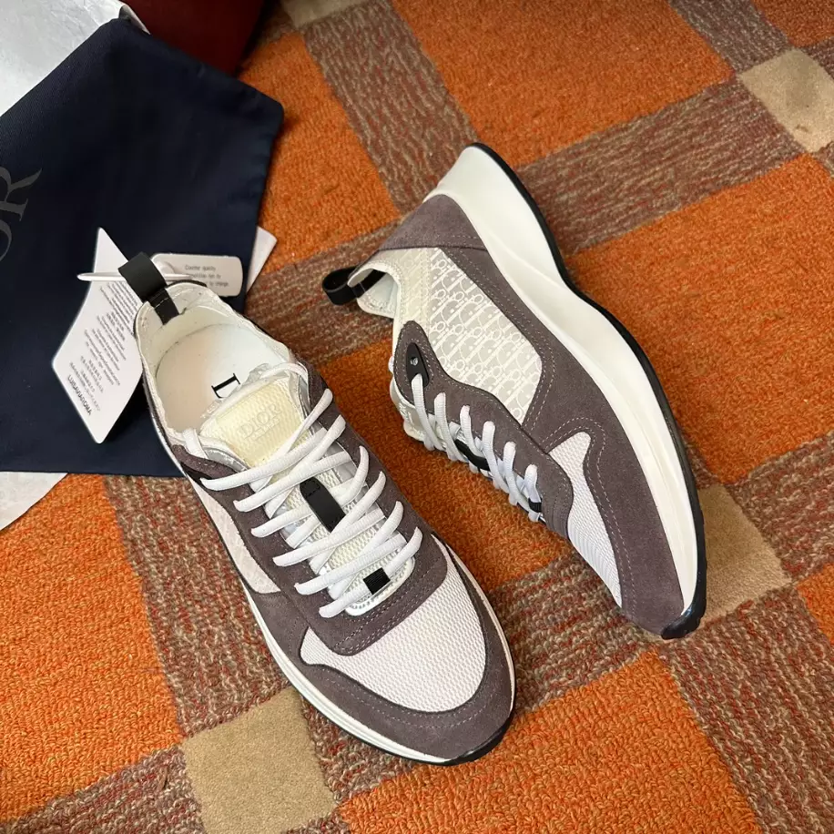 DIOR B25 RUNNER CASUAL SNEAKERS