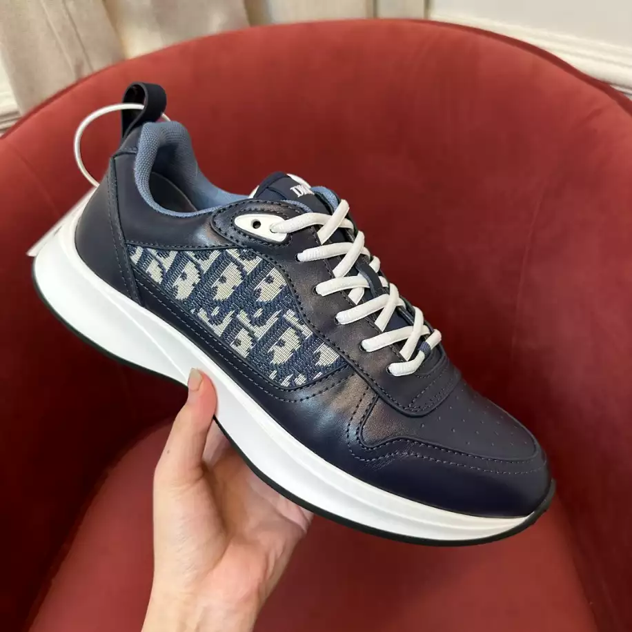 DIOR B25 RUNNER CASUAL SNEAKERS